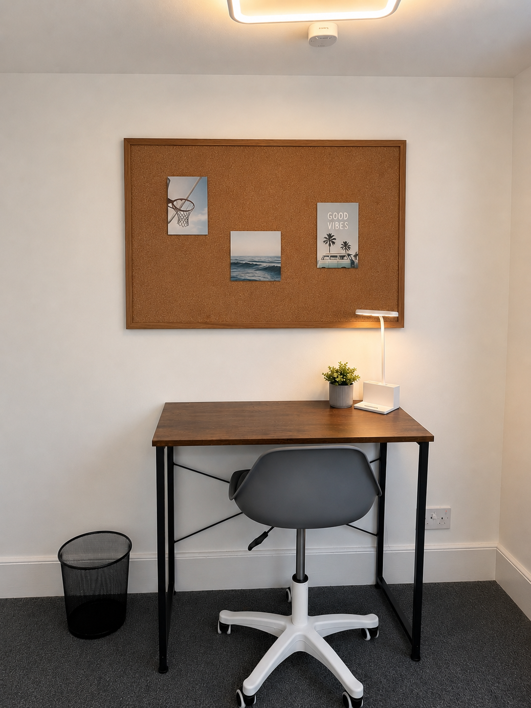 A study desk in a bedroom at Acacia House